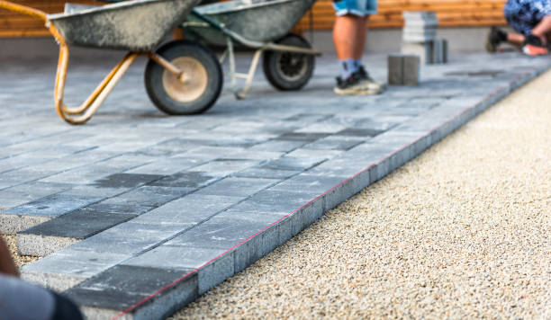 Best Residential Driveway Paver Services  in Lawrencevle, IL