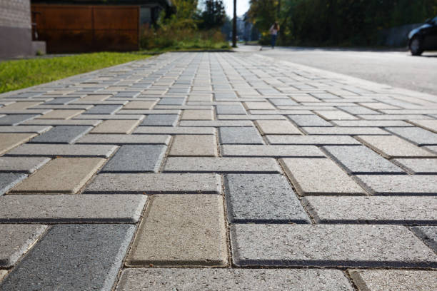 Best Best Driveway Pavers  in Lawrencevle, IL