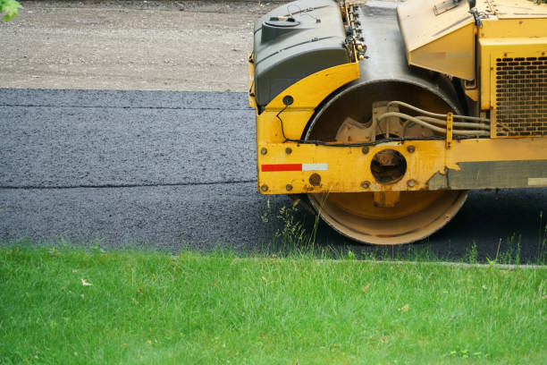 Best Commercial Driveway Pavers  in Lawrencevle, IL